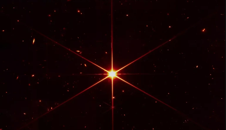 Ảnh chụp "nét căng" từ kính viễn vọng James Webb